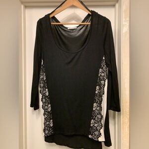 💫 Get ready to SLAY in this chic Calvin Klein top! 💫